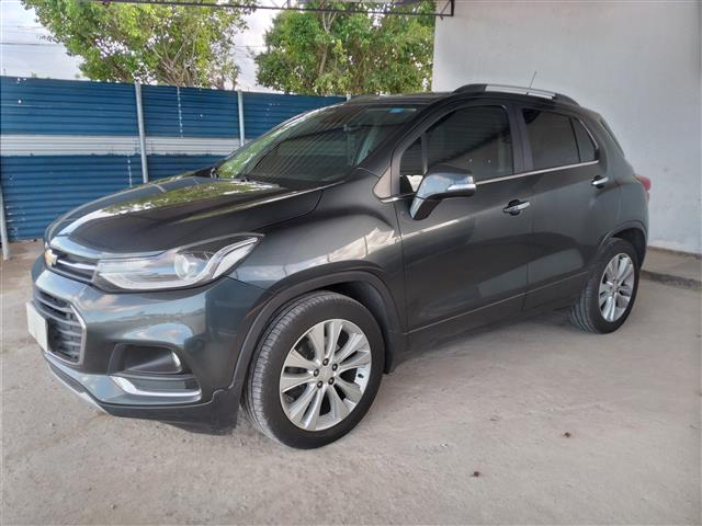 LOTE 045 TRACKER PREMIER 2019/2019 