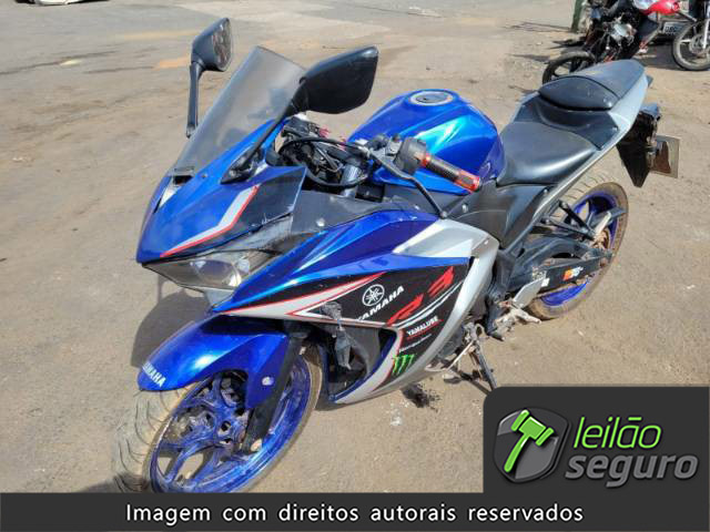 LOTE 025 YAMAHA YZF R3 321 